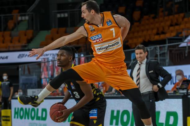 场比赛的胜 场比赛的胜