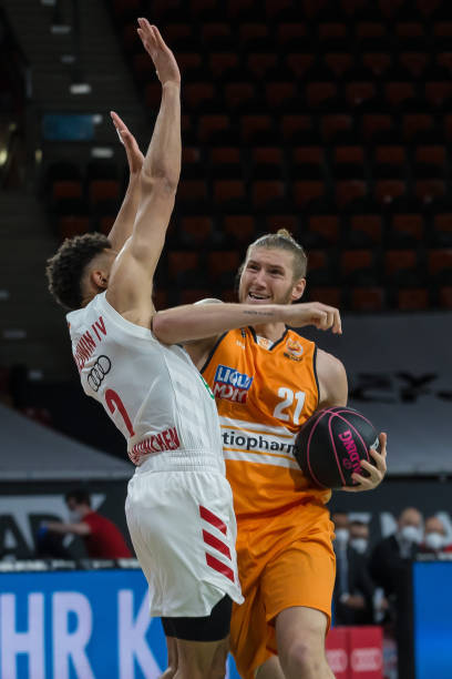 半段逐渐找 半段逐渐找