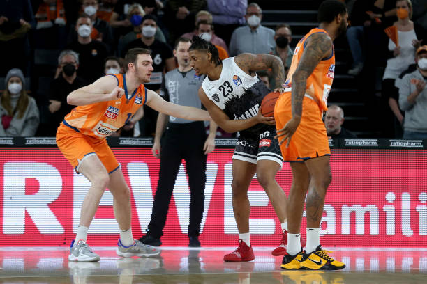 出了9次封 出了9次封